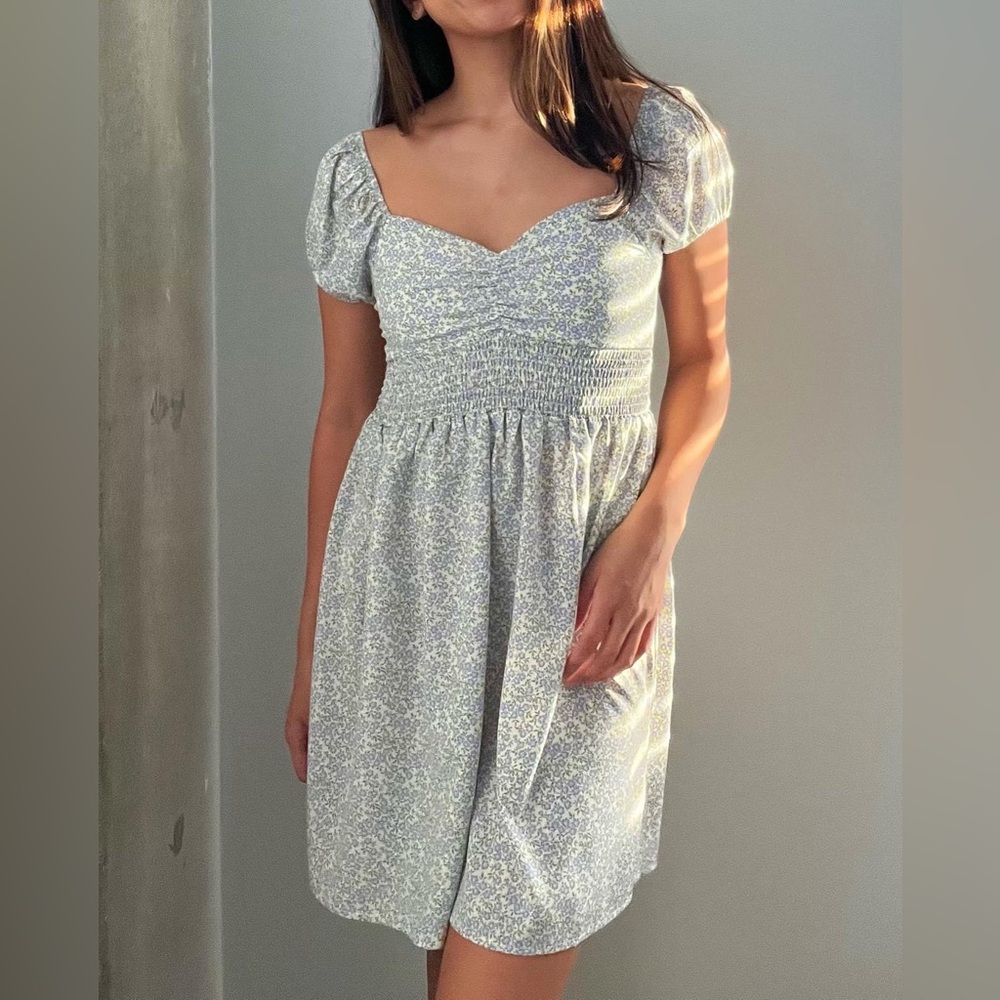 Plus size dress - Picture 1 of 5